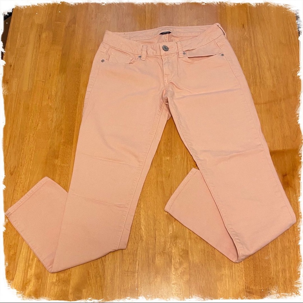 American Eagle Outfitters skinny jeans